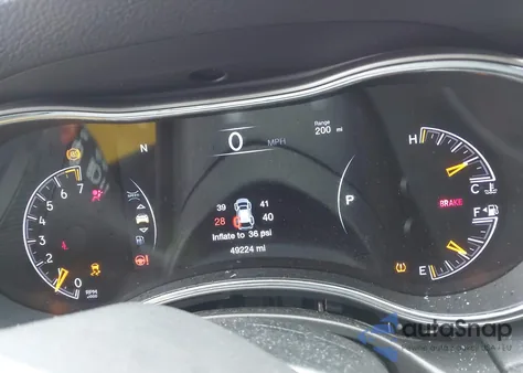 2020 Jeep Grand Cherokee Altitude 4X4 z USA, uszkodzony, nr VIN 1C4RJFAG8LC328286